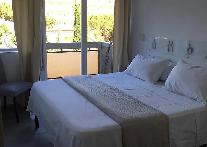 Megi San Peter Apartamento